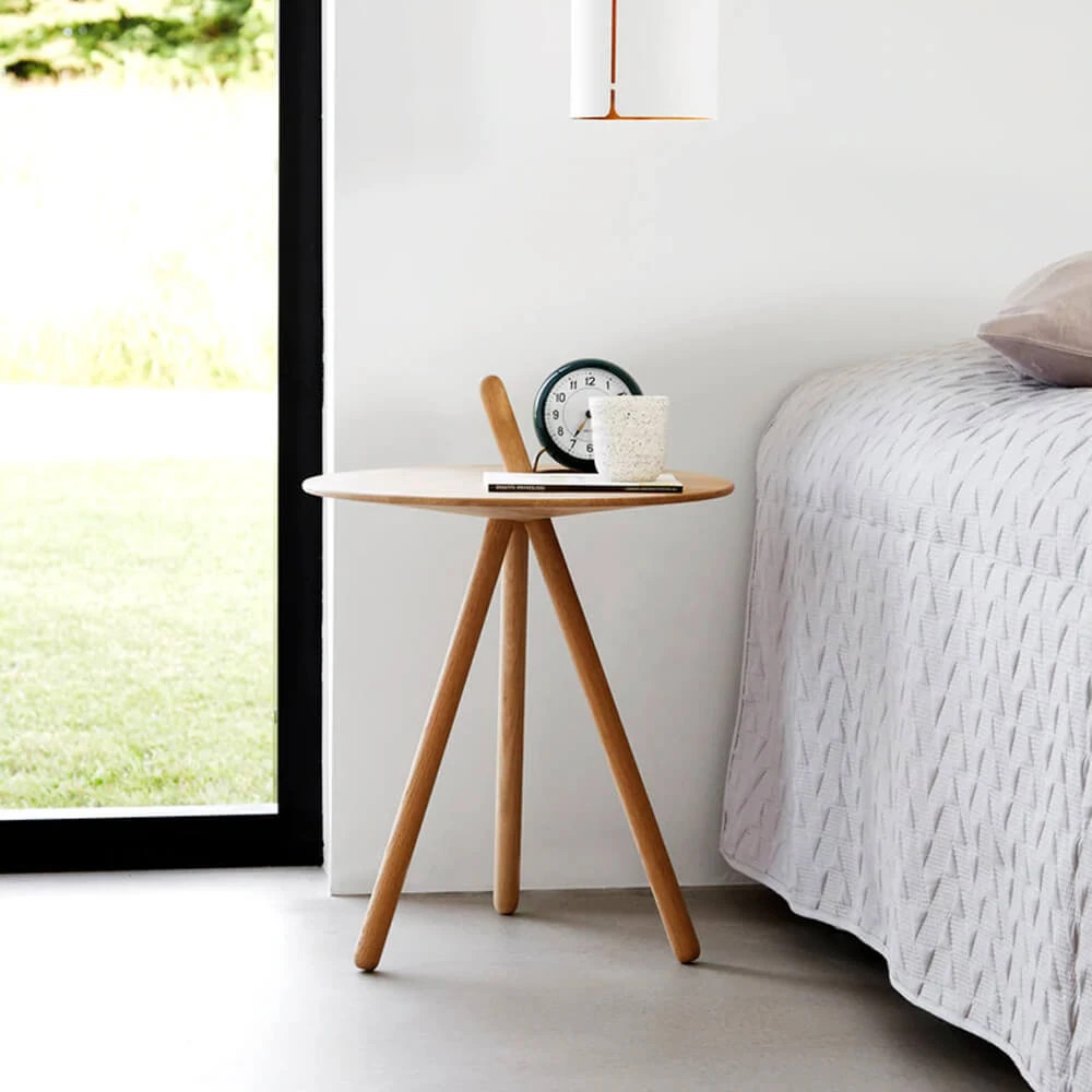 Tables / Sideboard & Chest of Drawer 2