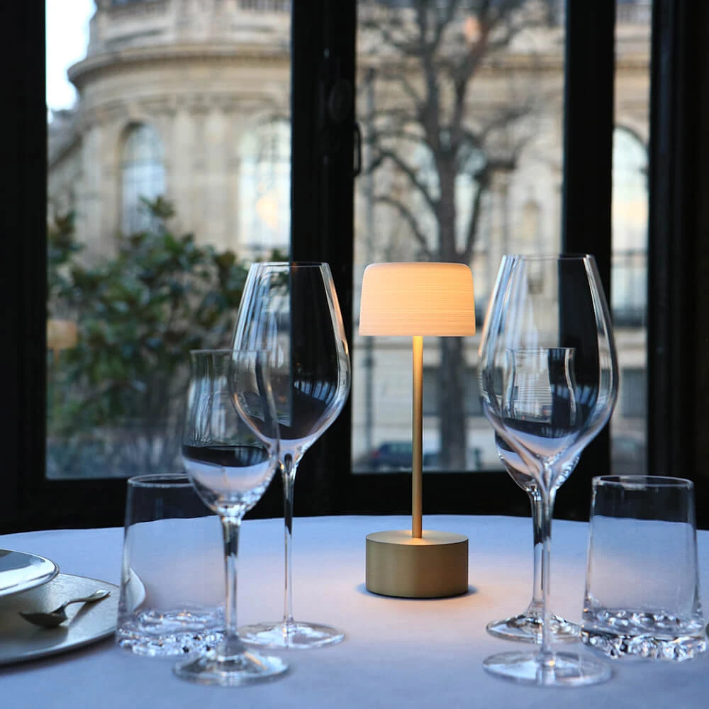 Lampada da tavolo 2