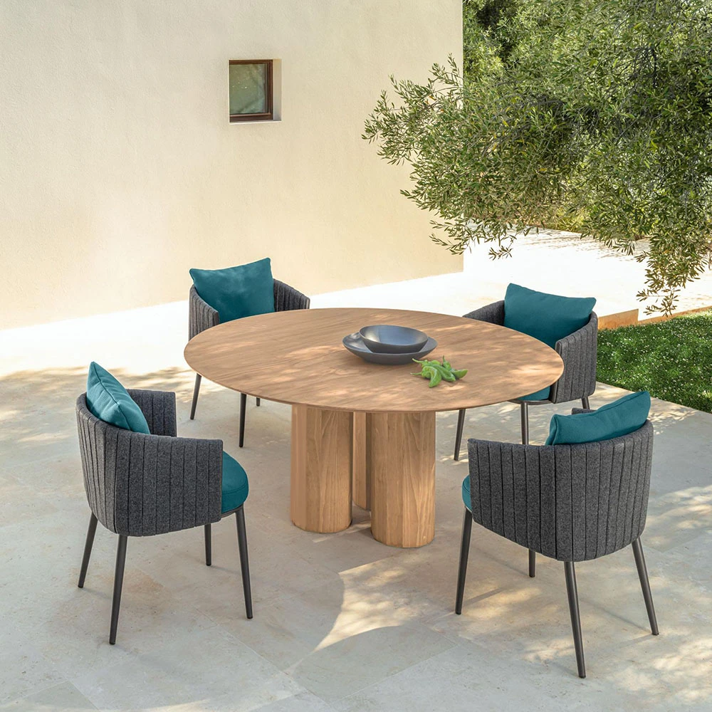 Tables / Outdoor furniture 2